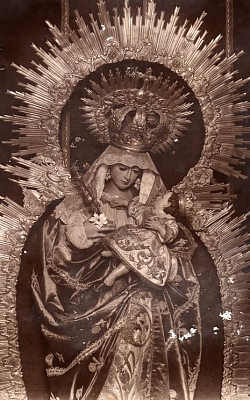 Virgen vestida. 1910